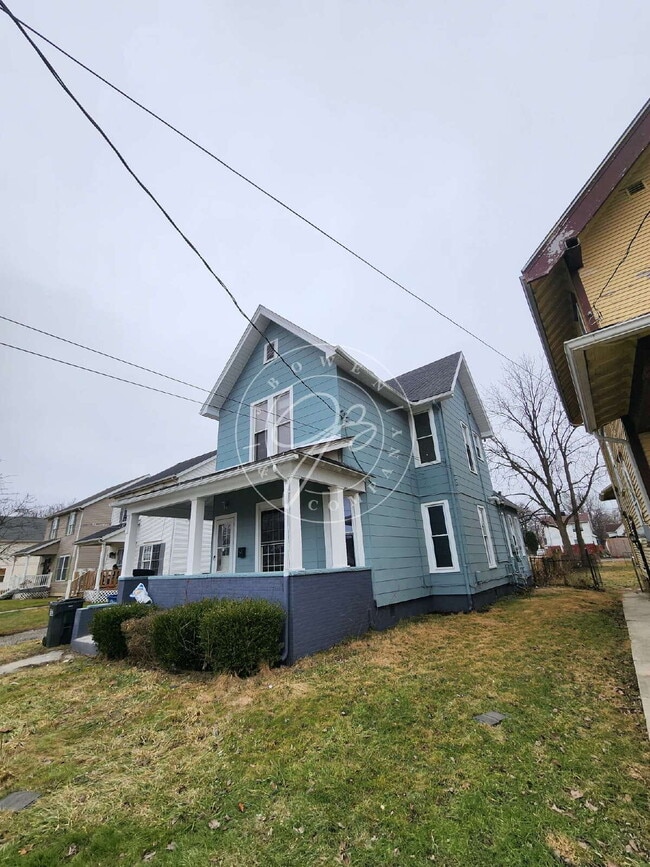 1465 Milburn Ave in Toledo, OH - Foto de edificio - Building Photo
