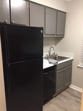 Midtown Commons Apartments in Mobile, AL - Building Photo - Building Photo