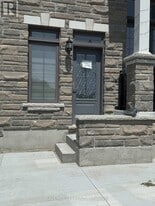 46 James Walker Ave in Caledon, ON - Building Photo