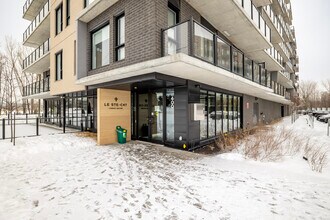Le STE-C4T in St-Constant, QC - Building Photo - Building Photo