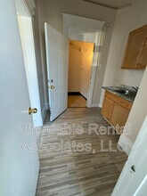 737 S 24th St in Milwaukee, WI - Building Photo - Building Photo