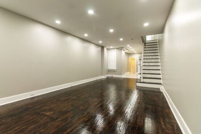 912 S 8th St in Camden, NJ - Building Photo - Building Photo