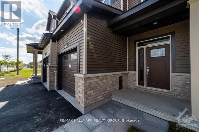 758 Jennie Trout Ter in Ottawa, ON - Building Photo - Building Photo