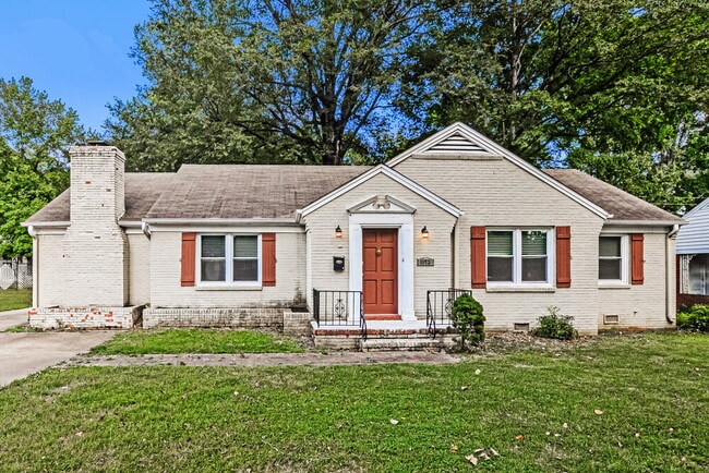 property at 1172 Oak Ridge Dr