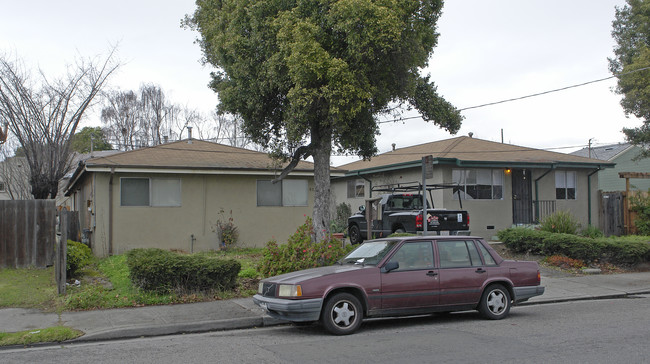 851-853 Cedar St in Berkeley, CA - Building Photo - Building Photo