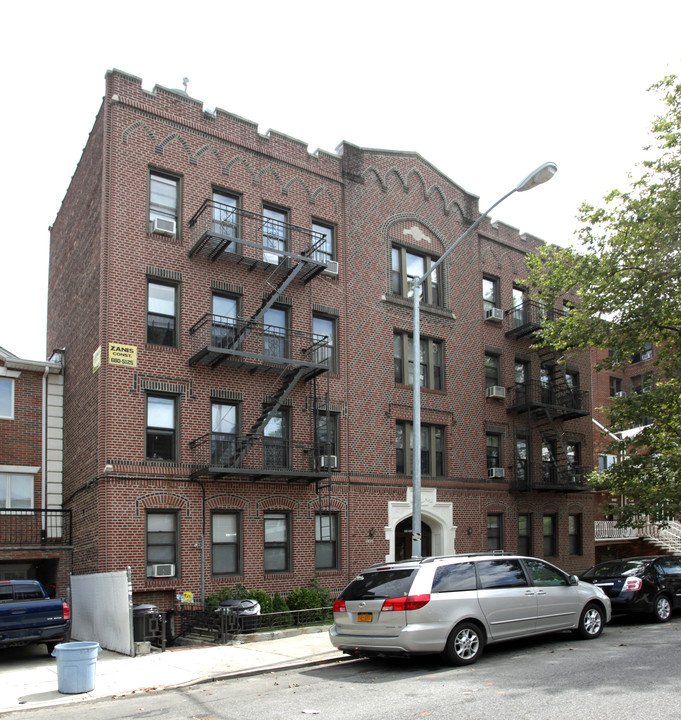 1835 83rd St in Brooklyn, NY - Foto de edificio