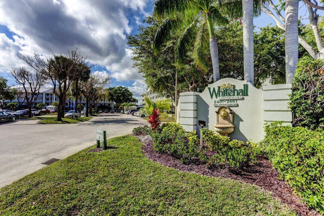 2401 Village Blvd in West Palm Beach, FL - Building Photo