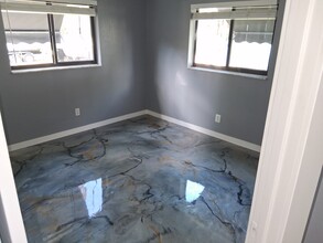 5318 S 73rd Rd in Lake Worth, FL - Building Photo - Building Photo