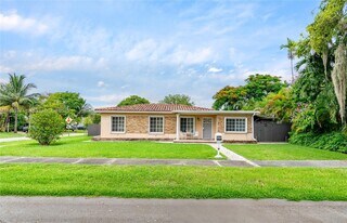 1832 SW 62nd Pl in Miami, FL - Building Photo