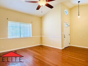 1105 Rebecca Ave in Ridgecrest, CA - Building Photo - Building Photo