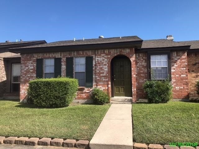 property at 1524 Beaumont Rd