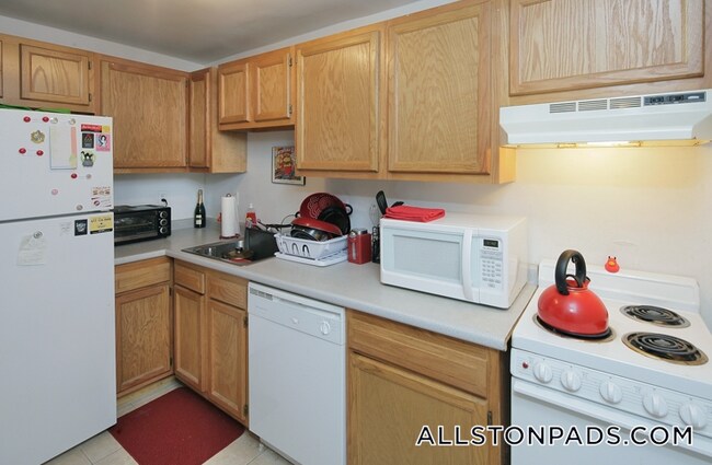 34 Gardner St in Boston, MA - Building Photo - Building Photo
