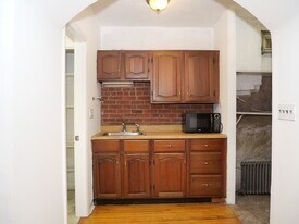 257 W Newton St, Unit 3 in Boston, MA - Building Photo