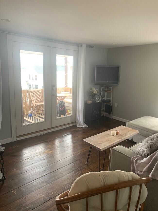 40 W Dane St Rentals in Beverly, MA