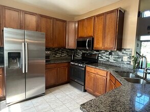1410 Brownstone Pl in Schaumburg, IL - Building Photo - Building Photo