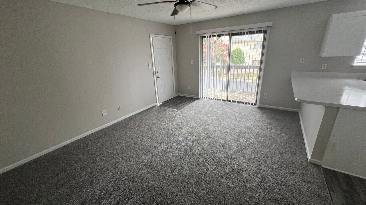 Nottingham in Greensboro, NC - Building Photo