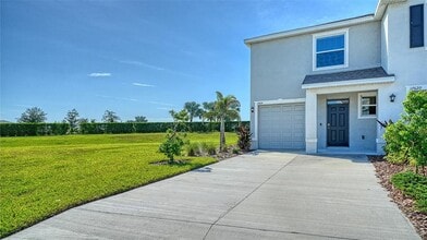 17624 Crescent Moon Lp in Lakewood Ranch, FL - Building Photo - Building Photo