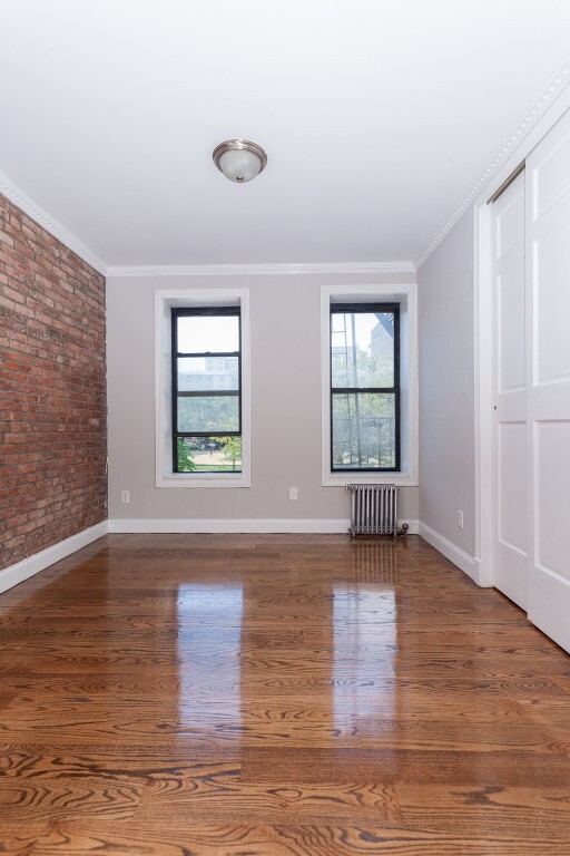 326 E 100th St