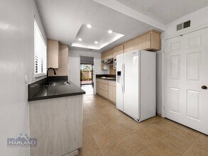 5820 Caminito Cardelina in San Diego, CA - Building Photo - Building Photo