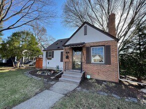3209 Jersey Ave S in Minneapolis, MN - Building Photo - Building Photo