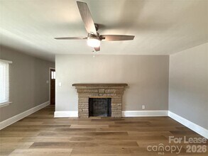 833 Mohigan St in Charlotte, NC - Building Photo - Building Photo