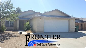 320 Vista St in Ridgecrest, CA - Building Photo