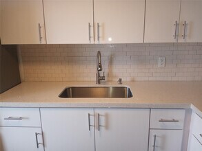 4770 NW 10th Ct in Plantation, FL - Building Photo - Building Photo