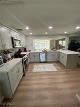 3011 Burton Ave in Las Vegas, NV - Building Photo - Building Photo