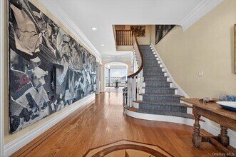 336 Mariposa Dr in Oyster Bay, NY - Building Photo - Building Photo