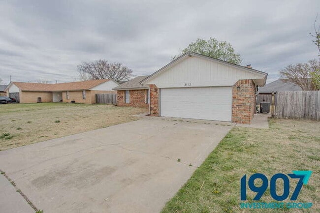 3512 Shannon Dr in Moore, OK - Building Photo - Building Photo