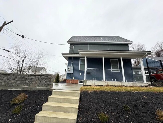 25 6th St in Auburn, ME - Building Photo - Building Photo
