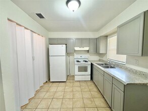 2116 34th St NW in Winter Haven, FL - Building Photo - Building Photo