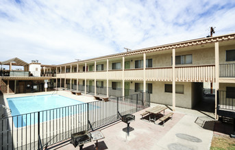 Brawley  Apartments in Brawley, CA - Building Photo - Building Photo