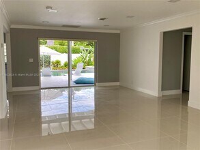 1321 Garfield St in Hollywood, FL - Building Photo - Building Photo