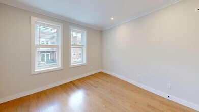 160 Allston St, Unit 04 in Boston, MA - Building Photo - Building Photo
