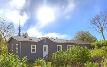 297 Robles Dr in Santa Cruz, CA - Foto de edificio - Building Photo