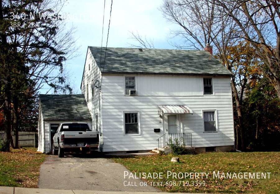 340 Washington St in Platteville, WI - Building Photo