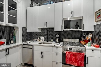 305 S Walnut St in West Chester, PA - Building Photo - Building Photo