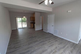 1643 Citadel Dr in Columbia, MO - Building Photo - Building Photo