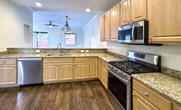2349 Max Ct in New Port Richey, FL - Building Photo - Building Photo