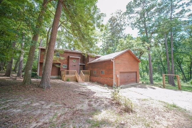 property at 2020 Cynthia Dr