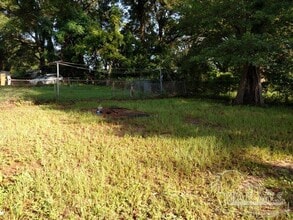 1004 W Hayes St in Pensacola, FL - Building Photo - Building Photo