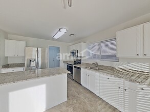 770 E Reflection Pl in Chandler, AZ - Building Photo - Building Photo