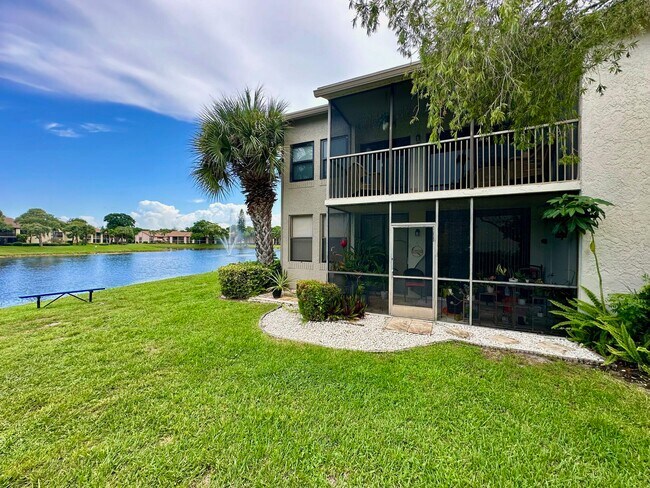 1244 S Military Trail in Deerfield Beach, FL - Building Photo - Building Photo