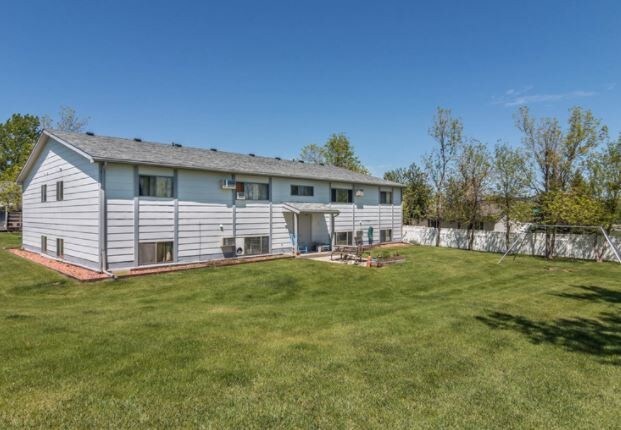 Bauer Geiger Apartments in Whitewood, SD - Building Photo