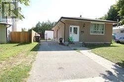 53 Sutherland Ave in Brampton, ON - Building Photo - Building Photo