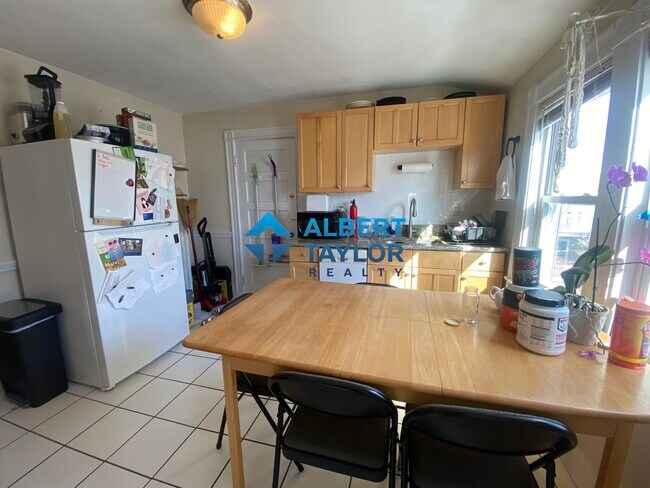 91 Wallingford Rd, Unit 3