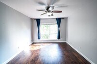 2238 S Piney Point Rd photo'