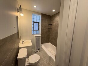 2754 W Giddings St, Unit 1 in Chicago, IL - Building Photo - Building Photo