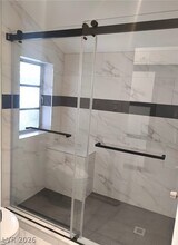 2005 E Oakey Blvd in Las Vegas, NV - Building Photo - Building Photo